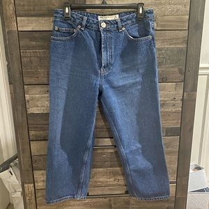 CROPPED BLUE JEANS